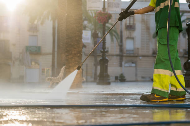 Best Garage Pressure Washing  in Loves Park, IL